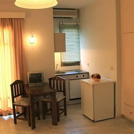 Calypso Hotel 2*